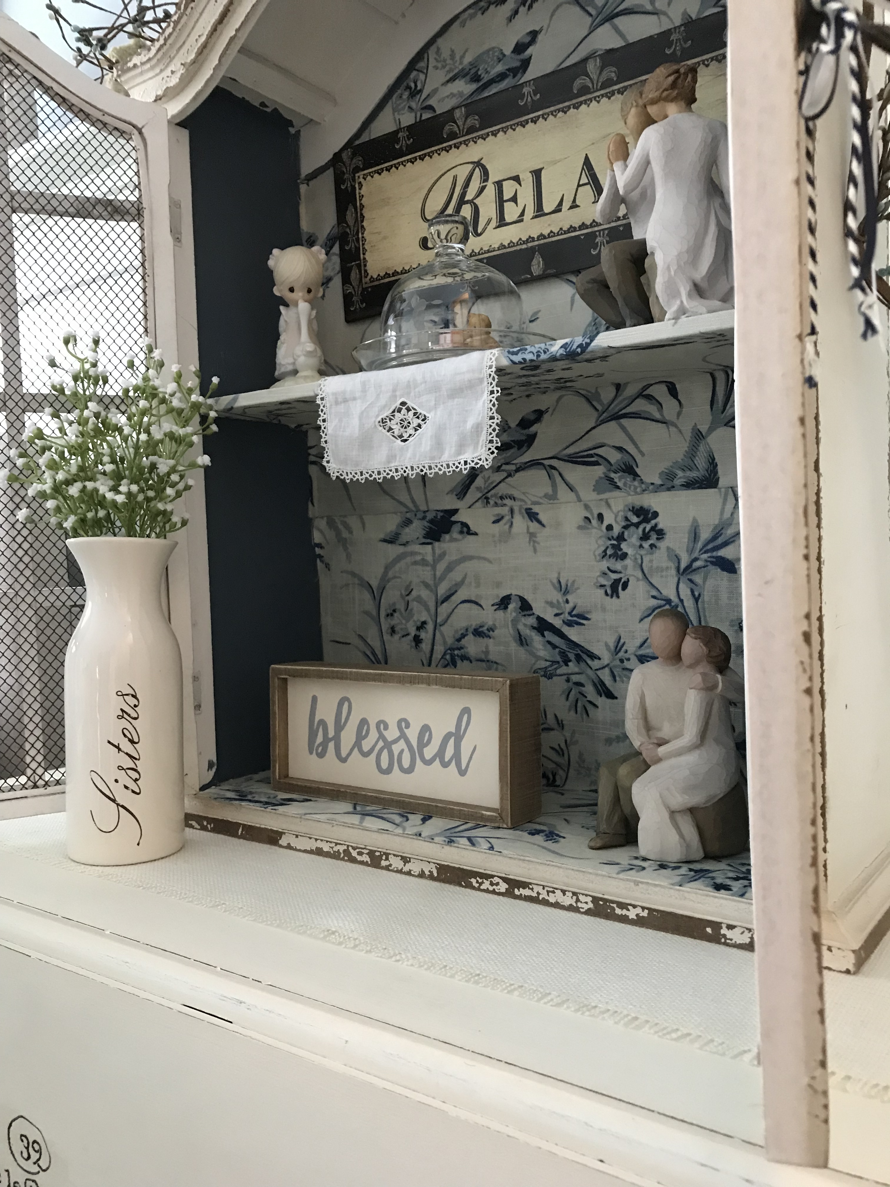 47CE8D30-051A-4EE1-940B-4644E3EC97F3