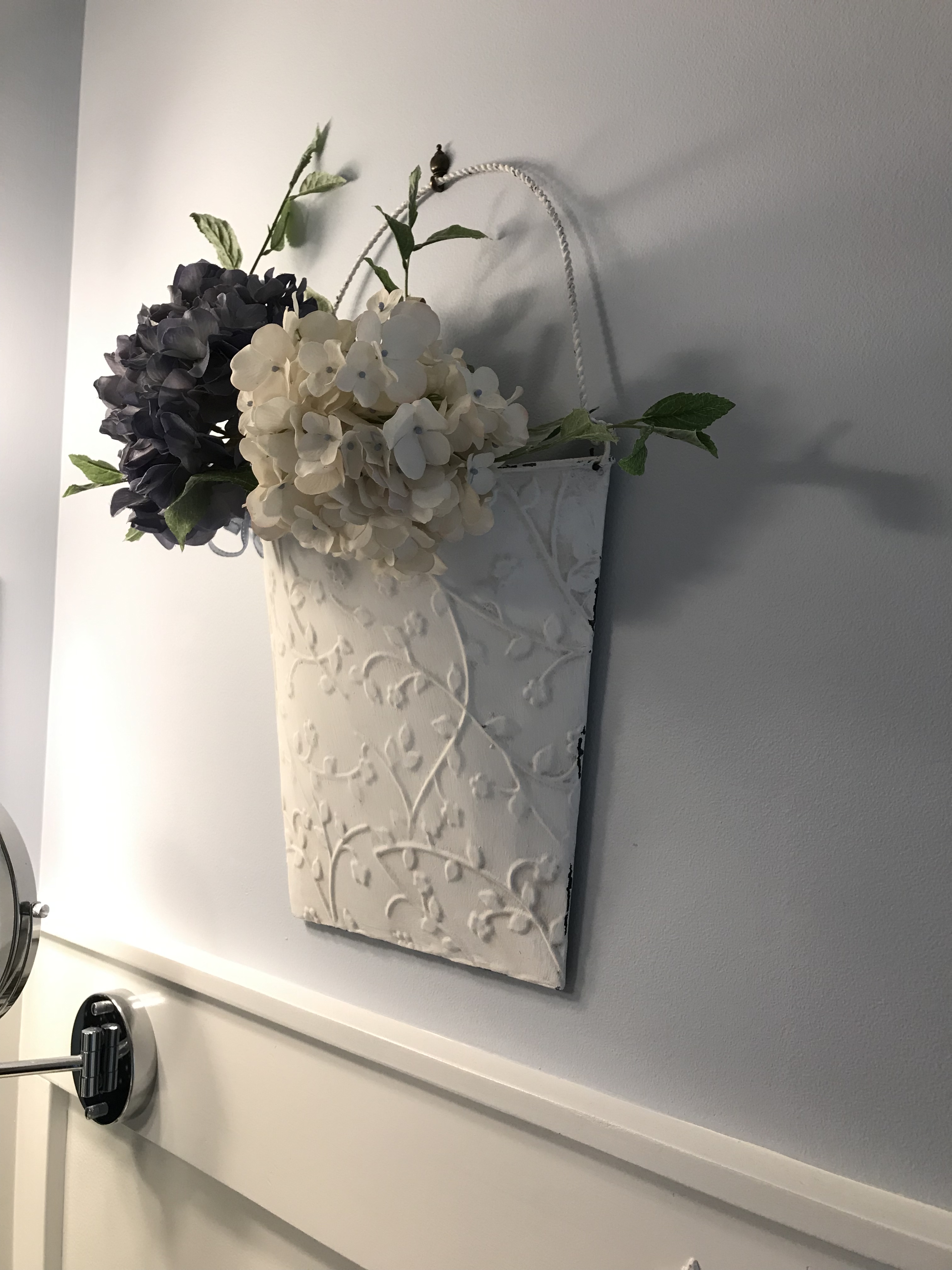 6CFAA1A2-D3B6-4251-B025-AB92BC48DDC6